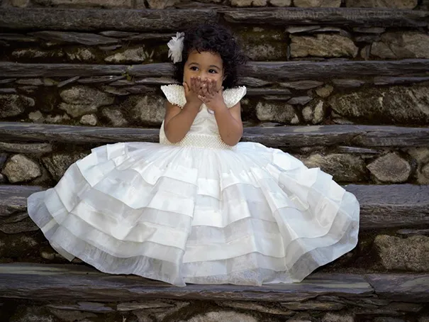 Tulle Fabric in Fashion: What It Is and How It Is Used in Clothing Design